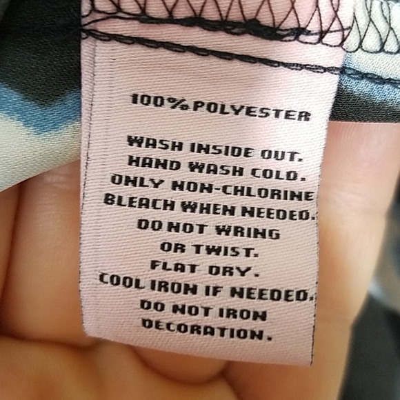 Tunic Tank top sleeveless flowy blue watercolor print beaded collar Layered - Picture 8 of 8